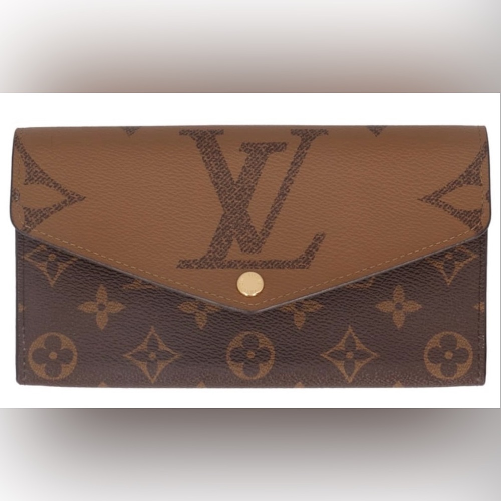 Louis Vuitton Sarah wallet